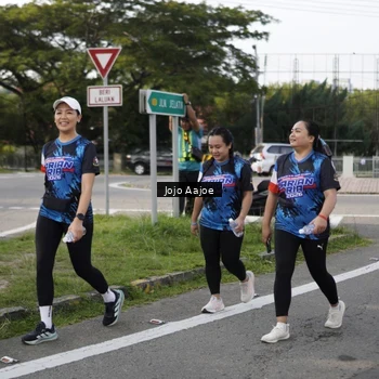 Runner Photo 7652531