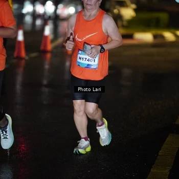 Runner Photo 7652543