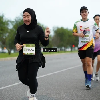 Runner Photo 7652546