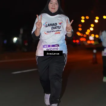 Runner Photo 7652553