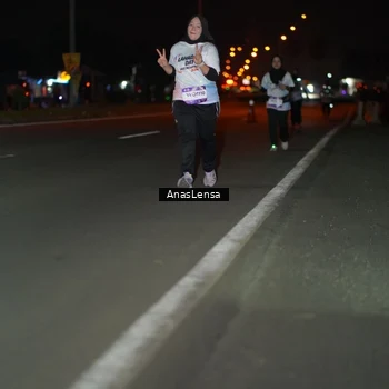 Runner Photo 7652554