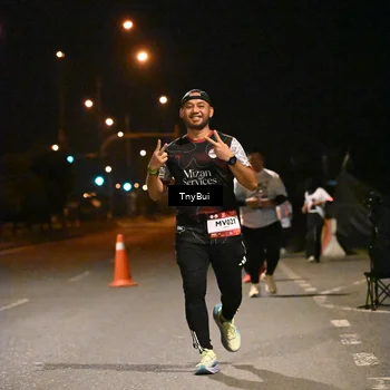 Runner Photo 7652568