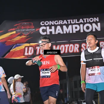 Runner Photo 7652570