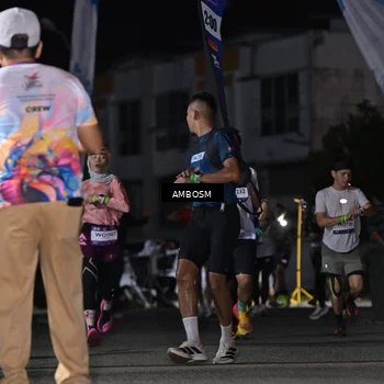 Runner Photo 7652572