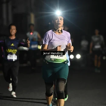 Runner Photo 7652625