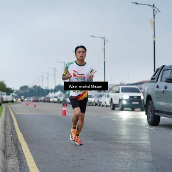 Runner Photo 7652641