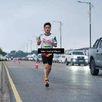 Runner Photo 7652646