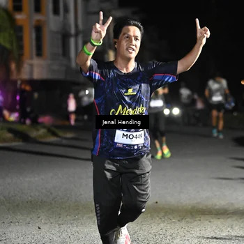 Runner Photo 7652651