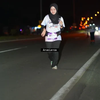 Runner Photo 7652670