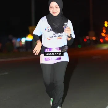 Runner Photo 7652686