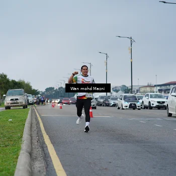 Runner Photo 7652687