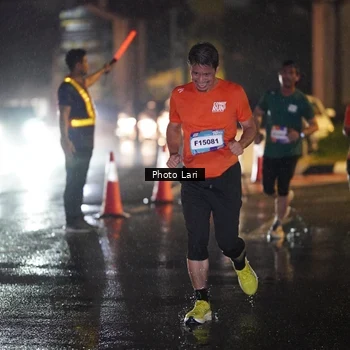 Runner Photo 7652691