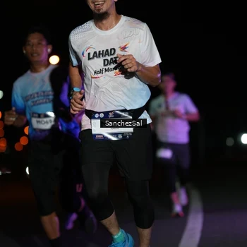 Runner Photo 7652692