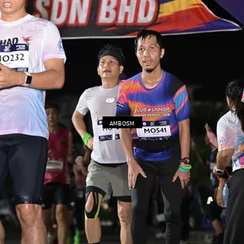 Runner Photo 7652710