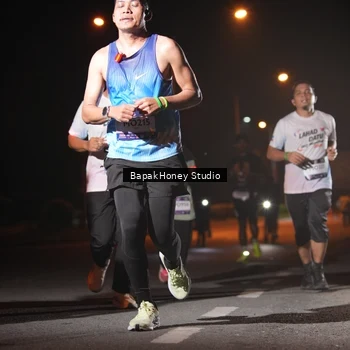 Runner Photo 7652726