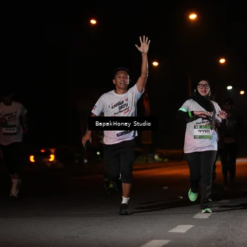 Runner Photo 7652744