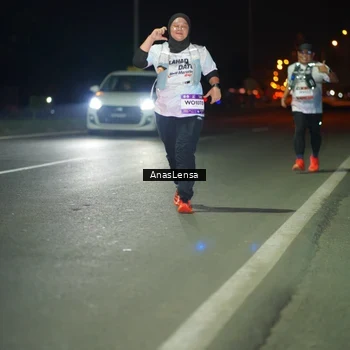 Runner Photo 7652754