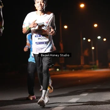 Runner Photo 7652756