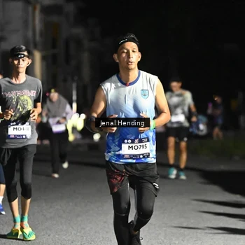 Runner Photo 7652768