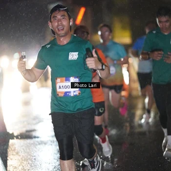 Runner Photo 7652778