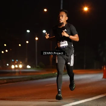 Runner Photo 7652780