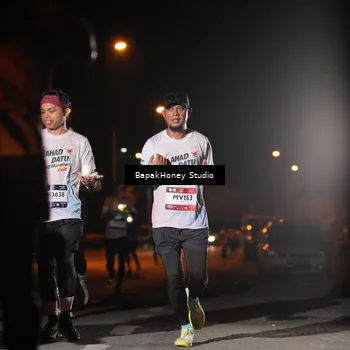 Runner Photo 7652789