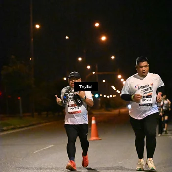 Runner Photo 7652828