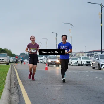 Runner Photo 7652863