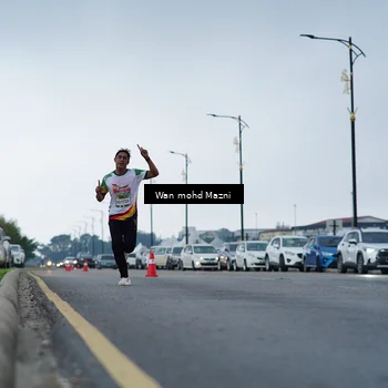Runner Photo 7652873