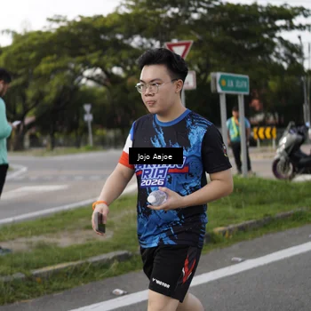 Runner Photo 7652878