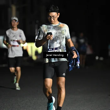 Runner Photo 7652899
