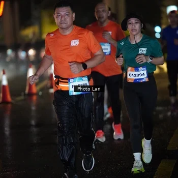 Runner Photo 7652923