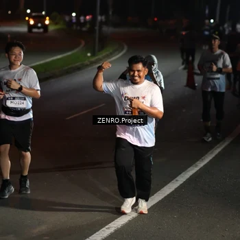 Runner Photo 7652925