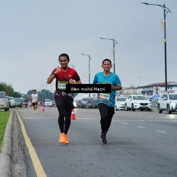 Runner Photo 7652943