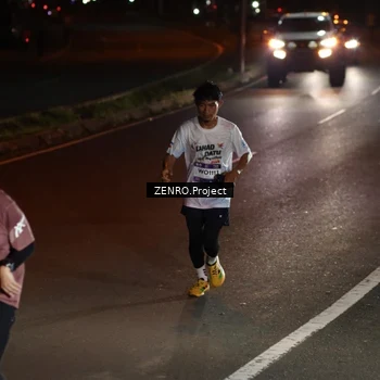 Runner Photo 7652983