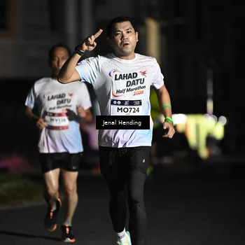 Runner Photo 7652990