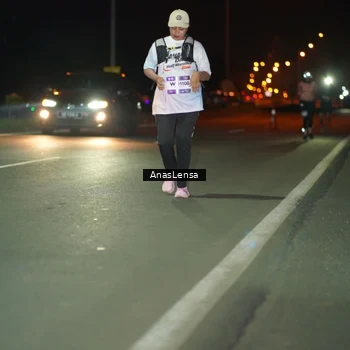 Runner Photo 7652992