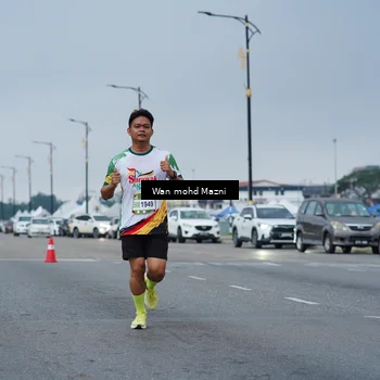 Runner Photo 7653021