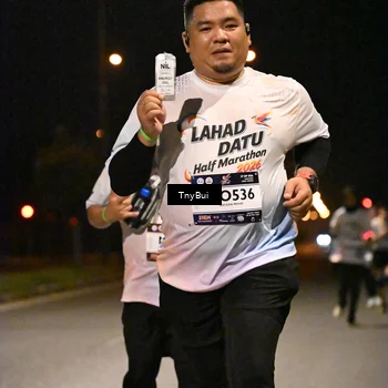 Runner Photo 7653032