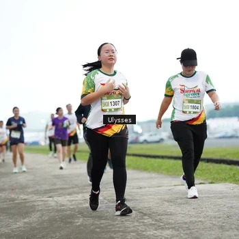 Runner Photo 7653035