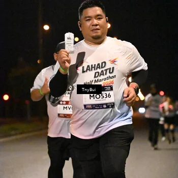 Runner Photo 7653042
