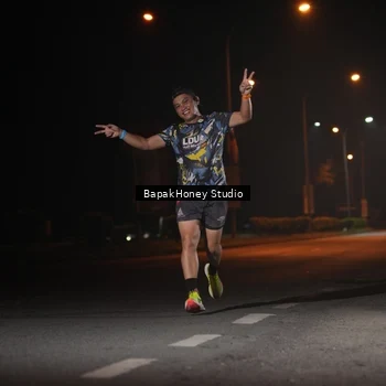 Runner Photo 7653051