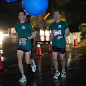 Runner Photo 7653052