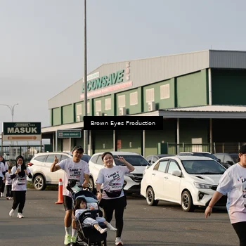 Runner Photo 7653053