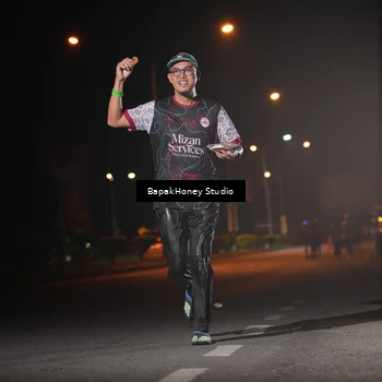 Runner Photo 7653067
