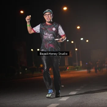 Runner Photo 7653077
