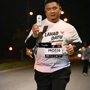 Runner Photo 7653080