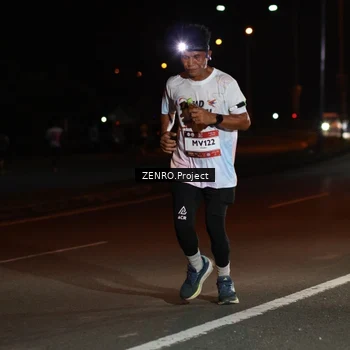 Runner Photo 7653081