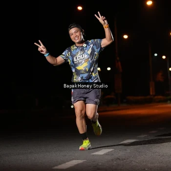 Runner Photo 7653093