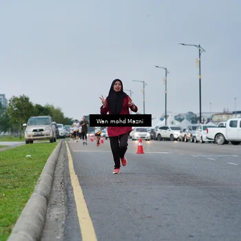 Runner Photo 7653096